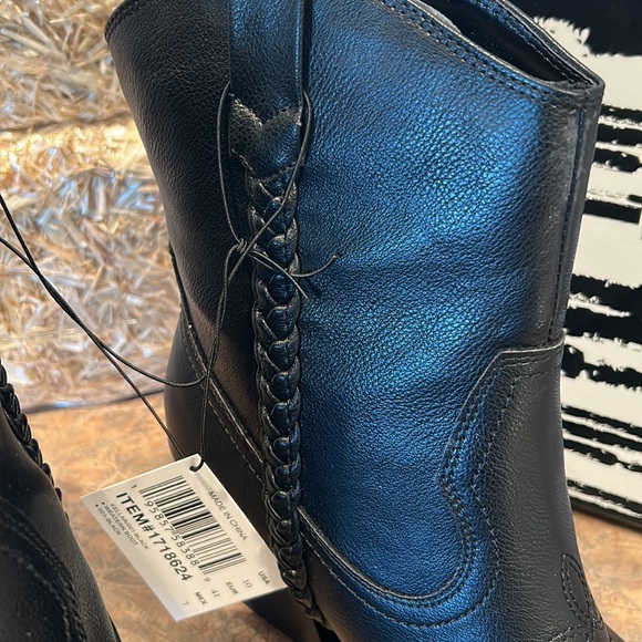 Dolce Vita Kellar black heeled boots - Picture 3 of 11